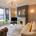 32 Ashville Avenue *