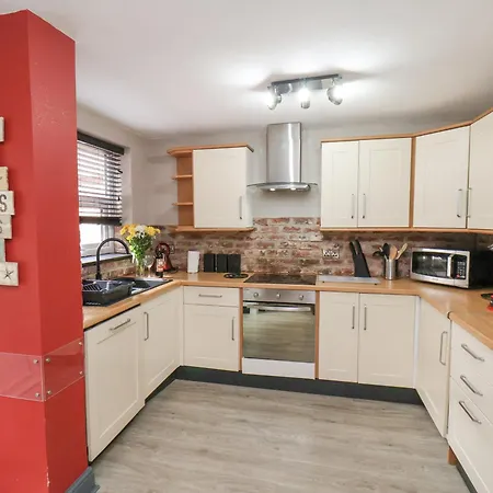 Holiday home 32 Ashville Avenue *