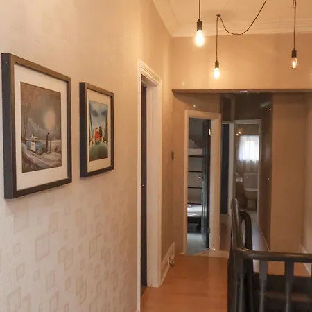 Holiday home 32 Ashville Avenue