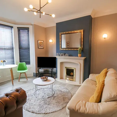 32 Ashville Avenue *