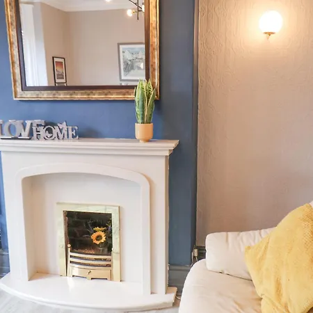 32 Ashville Avenue *