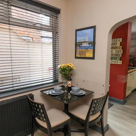 32 Ashville Avenue Holiday home *
