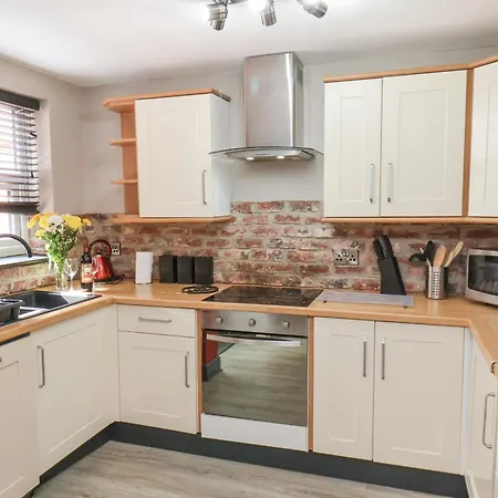 Holiday home 32 Ashville Avenue *