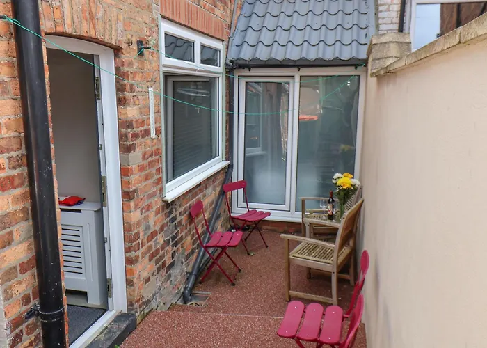 32 Ashville Avenue Scarborough