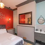 32 Ashville Avenue Nyaraló Scarborough